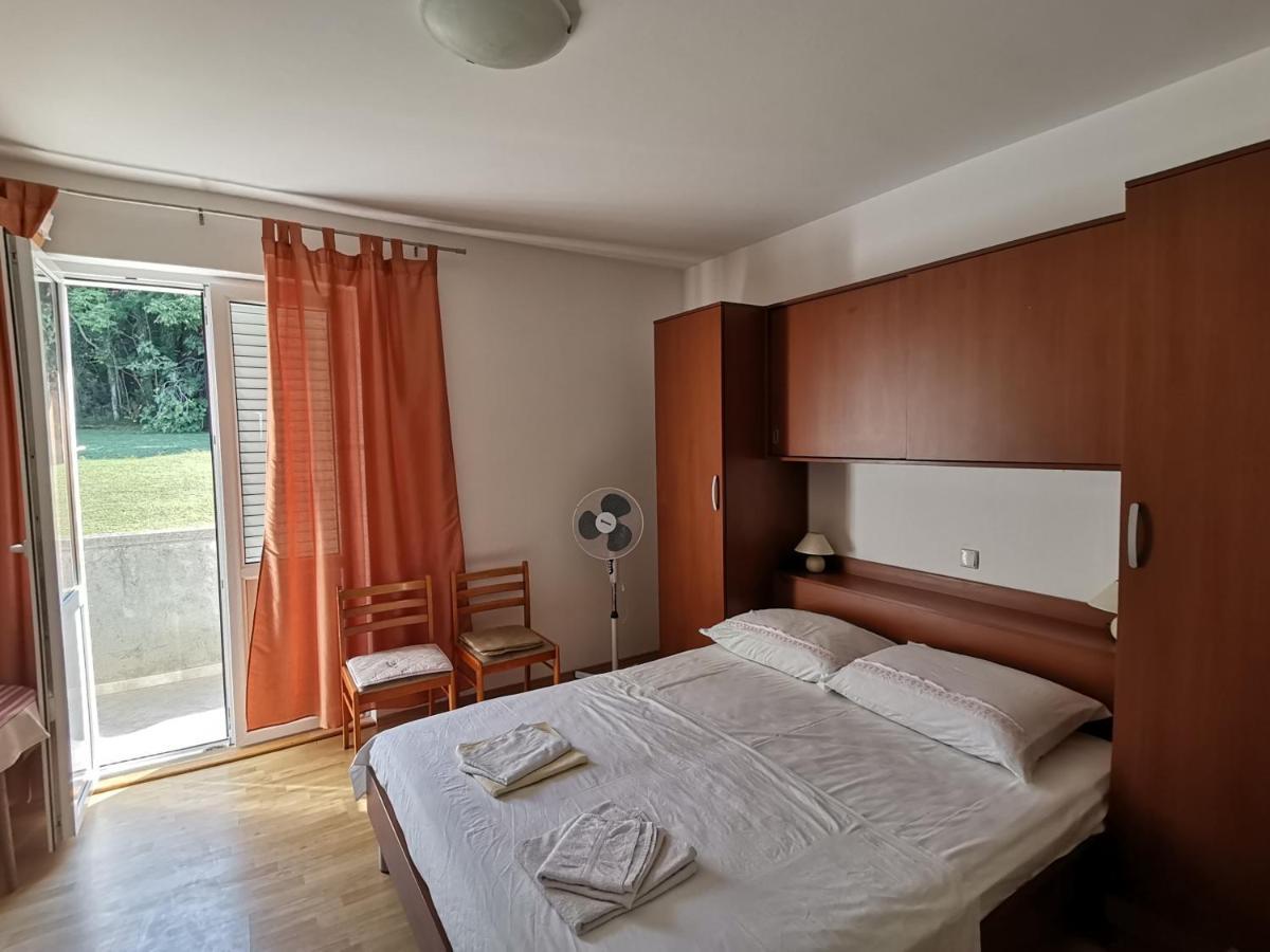 Apartmani Skaric Lopar Exterior foto